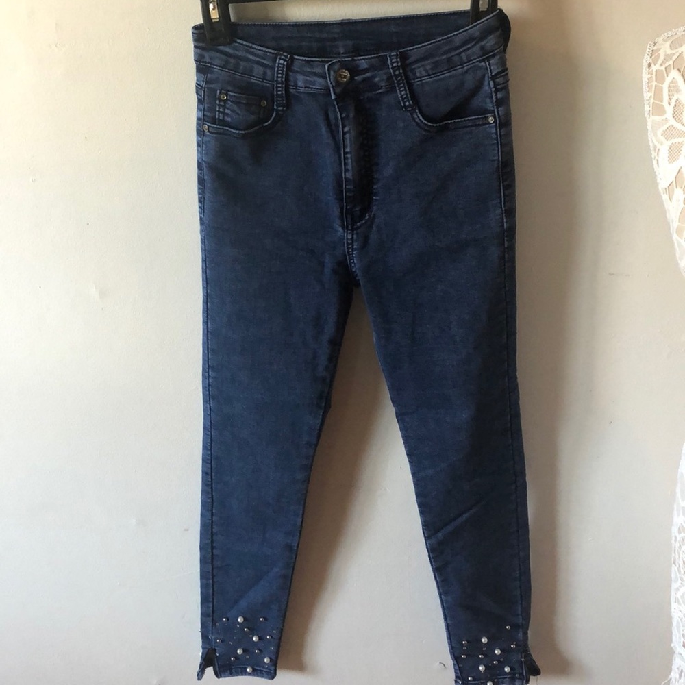 Denim high waisted jeans size 28